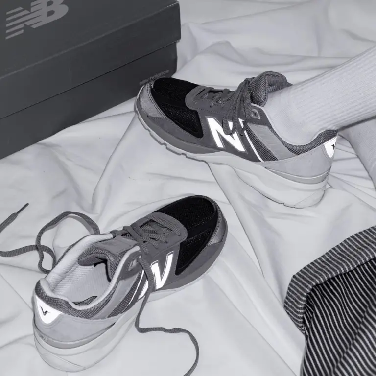 Giày New Balance 990v5 Big Kid ‘Marblehead’ GC990MN5 - Ảnh 4