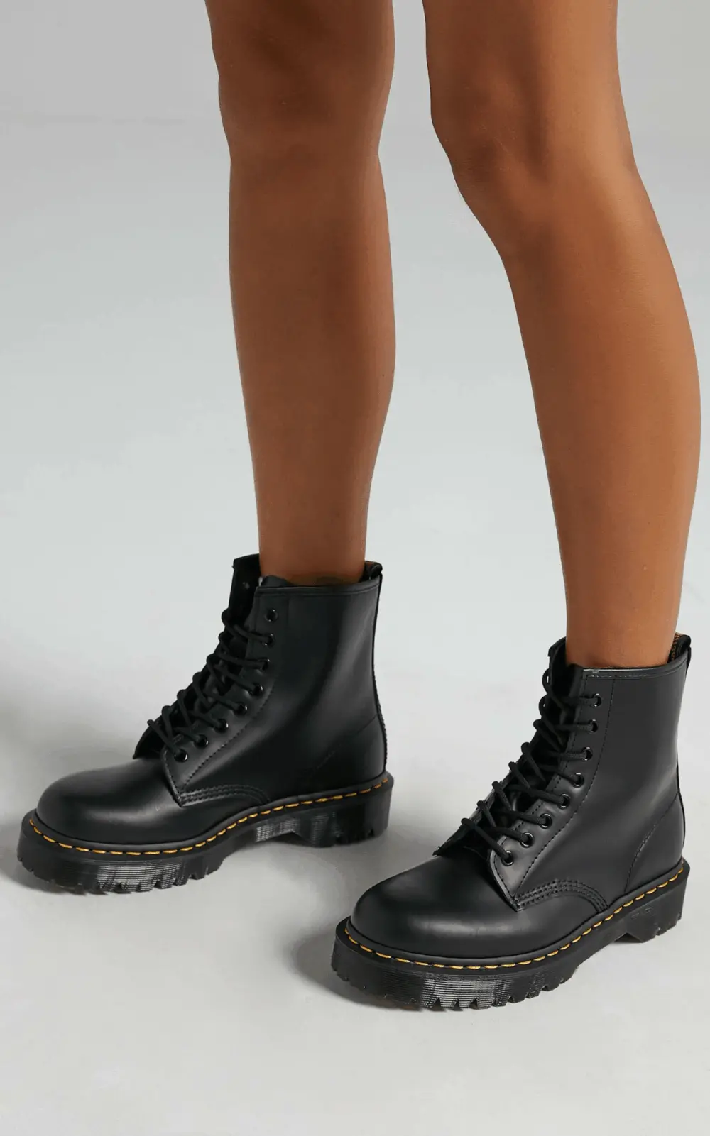 Alternative view of Giày Dr. Martens 1460 Bex Black Smooth 25345001