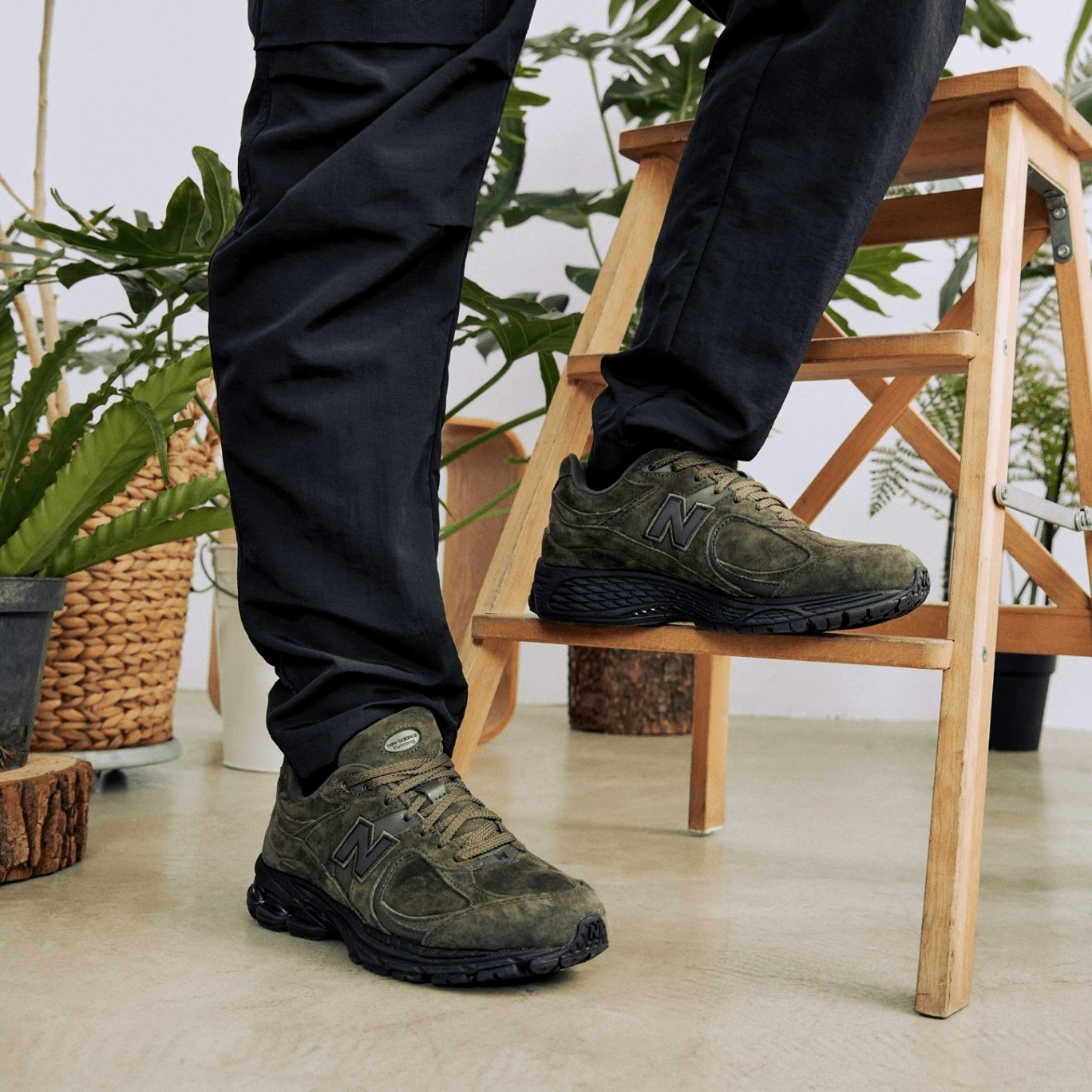 Giày New Balance 2002R 'Olive' ML2002RM - Ảnh 5