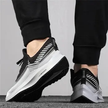 Giày Nike Zoom Winflo 6 Shield 'Reflect Silver' BQ3190-001 - Ảnh 6