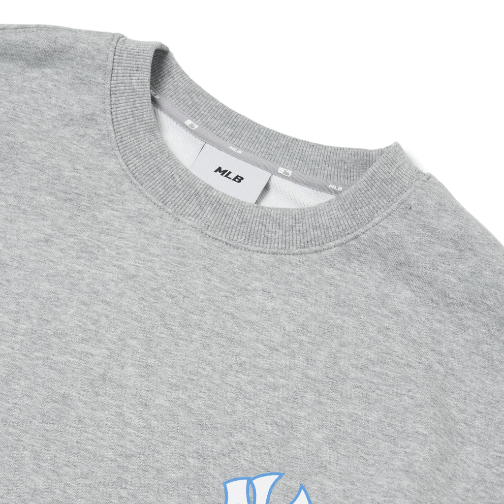 Áo MLB X Disney Backprint Overfit Sweatshirt New York Yankees 3AMTD1114-50MGS - Ảnh 2