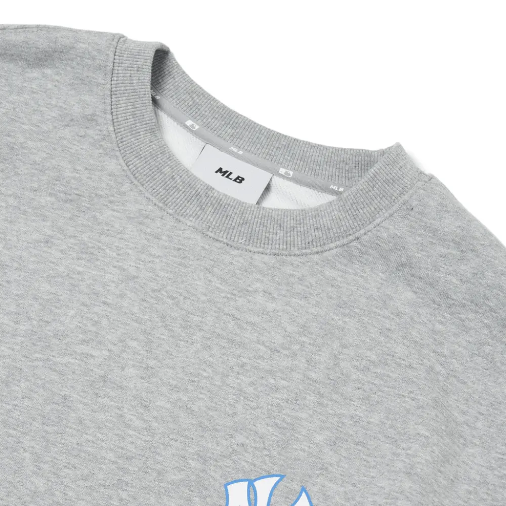Alternative view of Áo MLB X Disney Backprint Overfit Sweatshirt New York Yankees 3AMTD1114-50MGS