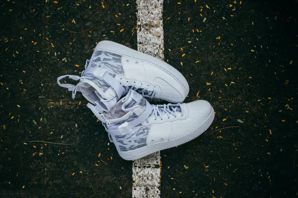 Giày Nike SF HI Premium Air Force 1 Ibex Triple White AA1130-100 - Ảnh 5