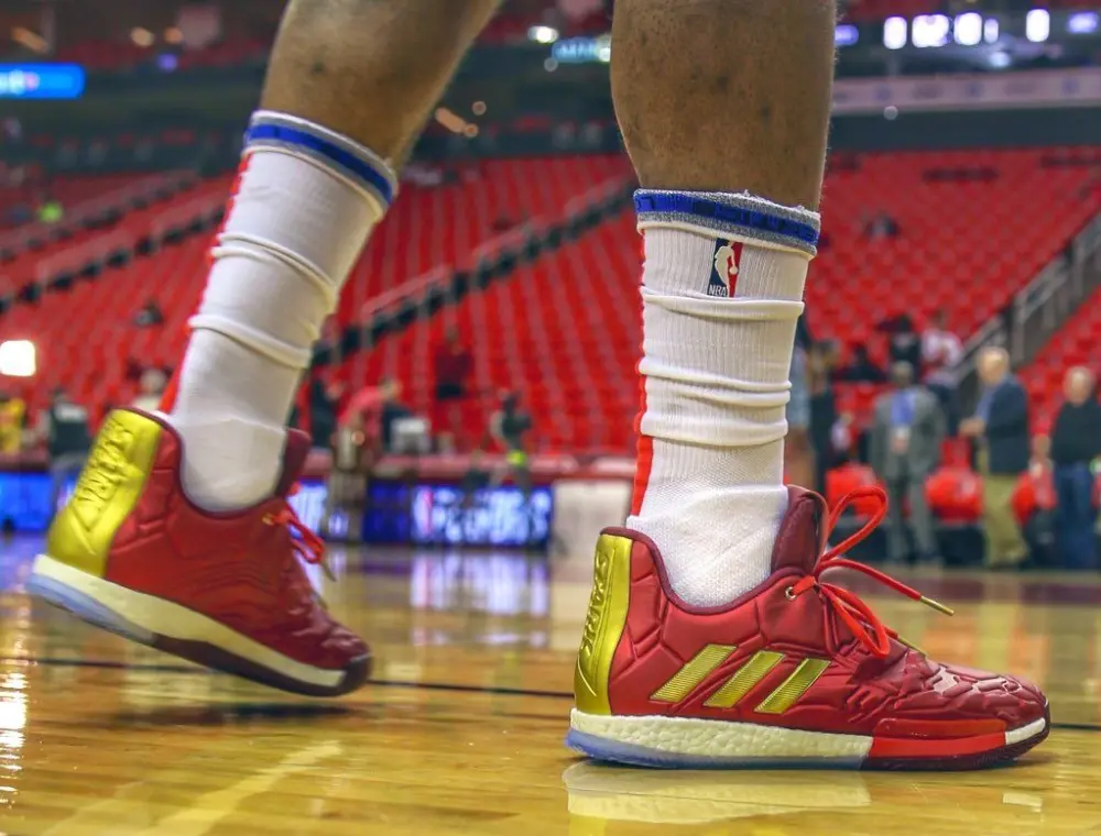 Alternative view of Giày Adidas Marvel x Harden Vol. 3 'Heroes Among Us Iron Man' EF2397