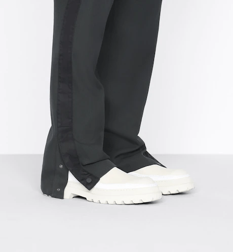 Giày Dior And Sacai Chelsea Boot Cream Nubuck Calfskin 3BO278ZHO-H060 - Ảnh 6