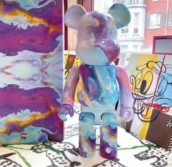 Alternative view of Mô Hình Bearbrick Marble Pattern 1000%