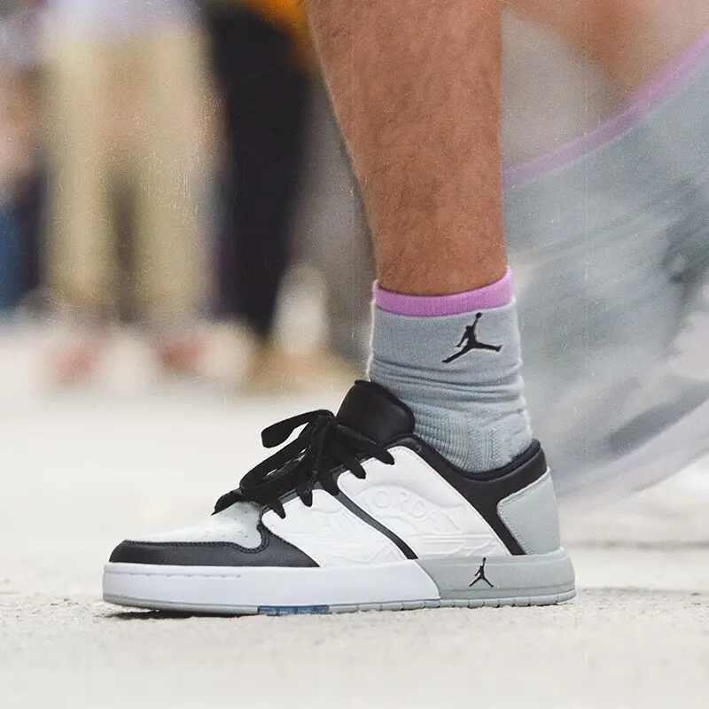 Giày Nike Jordan Nu Retro 1 Low 'Light Smoke Grey' DV5141-106 - Ảnh 4