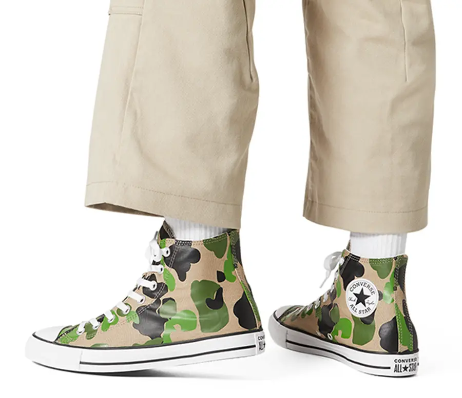 Alternative view of Giày Converse Chuck Taylor All Star High 'Archival Camo' 166714C