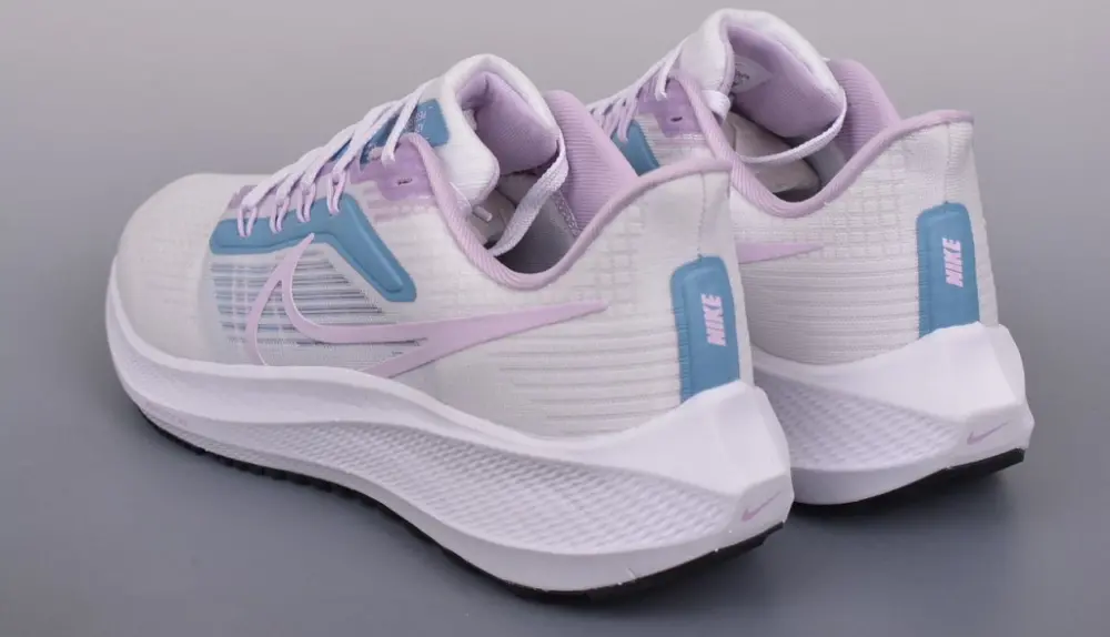 Alternative view of Giày Nike Wmns Air Zoom Pegasus 39 'White Cerulean' DZ4445-100