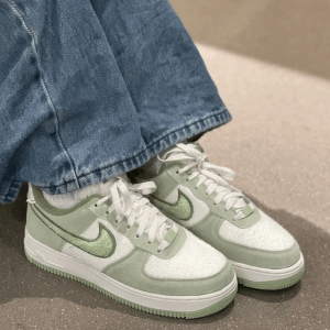 Alternative view of Giày Nike Air Force 1 'Fleece Honeydew' FB1872-030