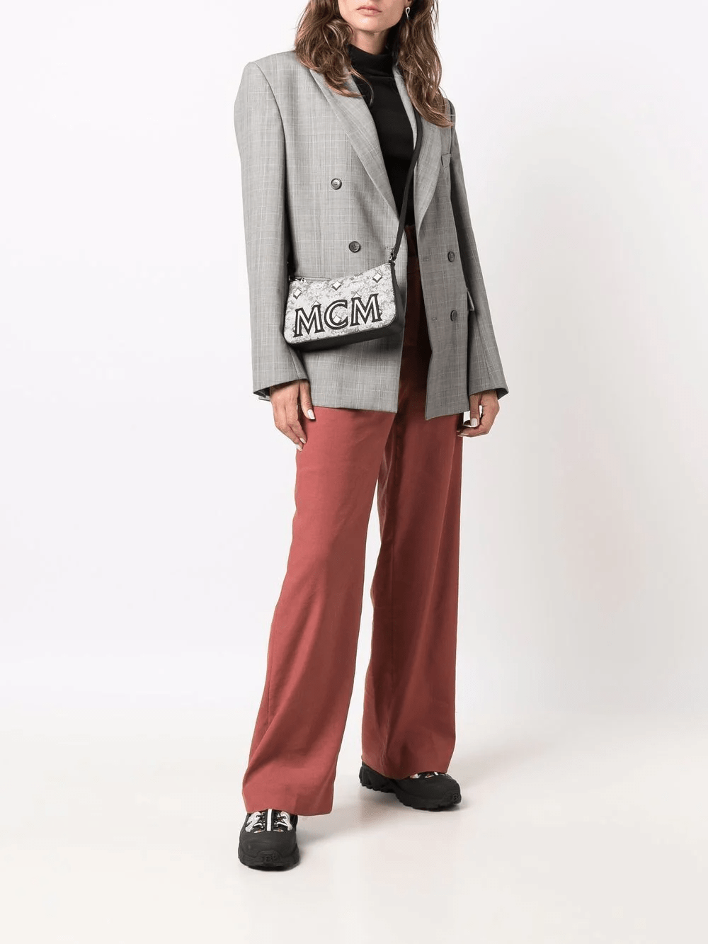 Túi MCM Ladies Mini Shoulder 'Grey' MWSBATQ01EG - Ảnh 2