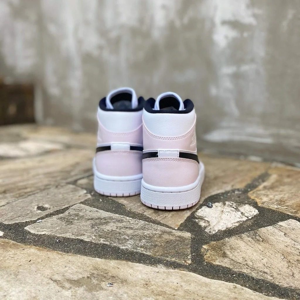 Giày Nike Wmns Air Jordan 1 Mid 'Barely Rose' BQ6472-500 - Ảnh 6