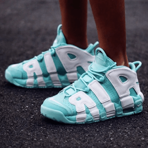 Alternative view of Giày Nike Air More Uptempo GS 'Island Green' 415082-300