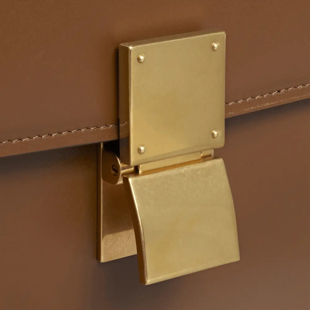 Alternative view of Túi Celine Medium Classic Bag In Box Calfskin Camel 189173DLS.04FG
