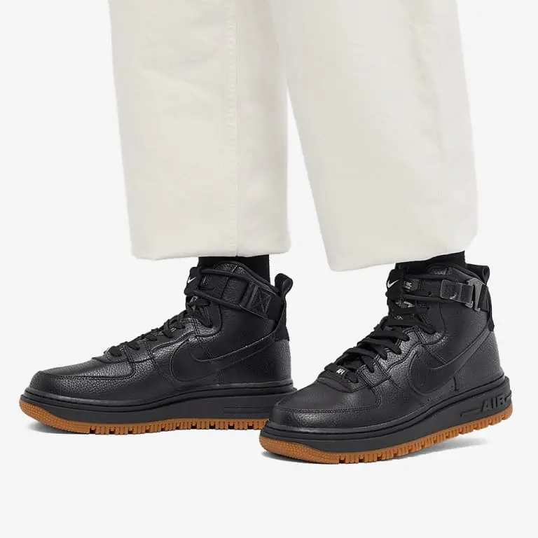 Alternative view of Giày Nike Air Force 1 High Utility 2.0 'Black Gum' DC3584-001