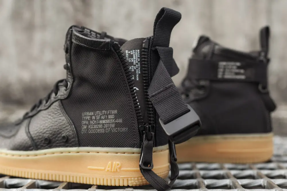 Giày Nike SF Air Force 1 Mid 'Black Gum' AA3966-002 - Ảnh 3