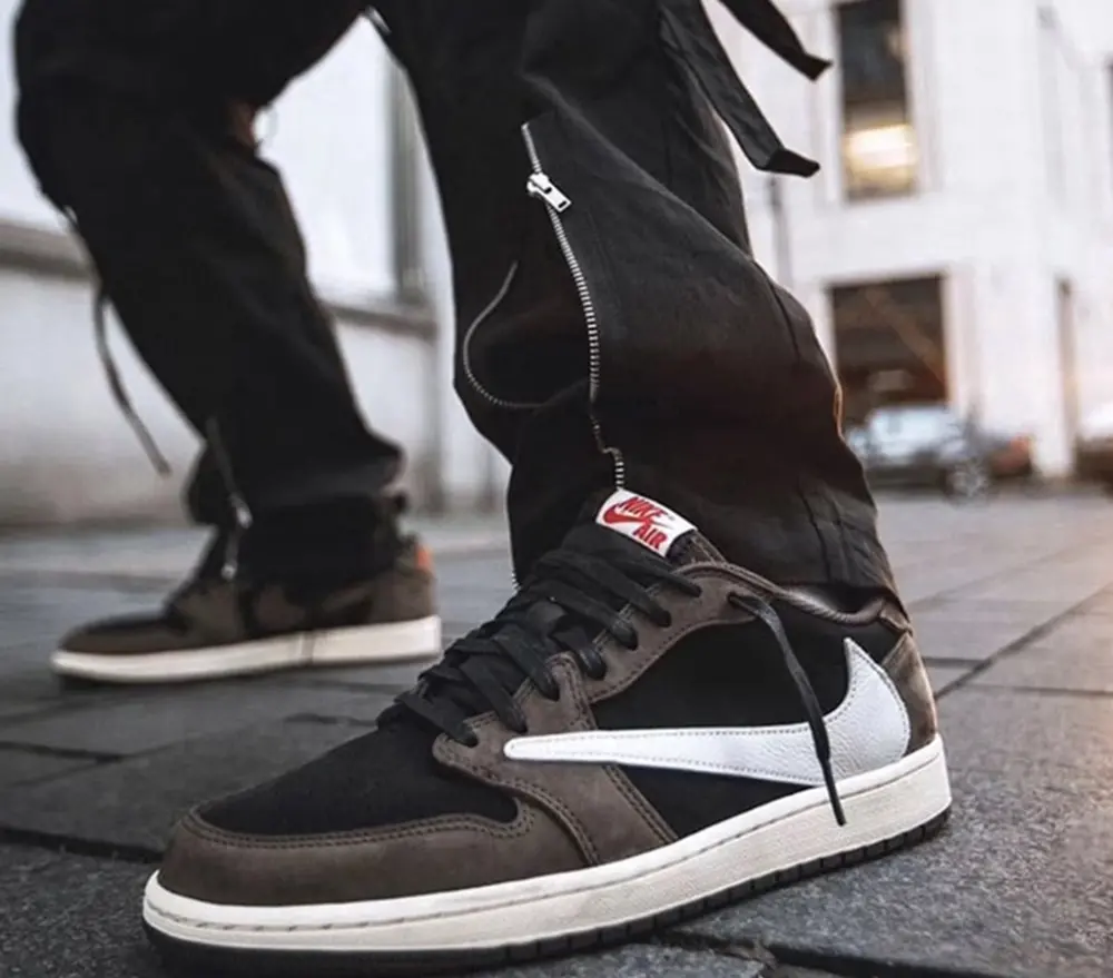 Giày Nike Air Jordan 1 Retro Low Travis Scott CQ4277-001 - Ảnh 5