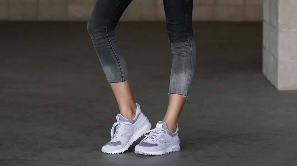 Giày New Balance 574 'Silver Suede' WS574THI - Ảnh 4