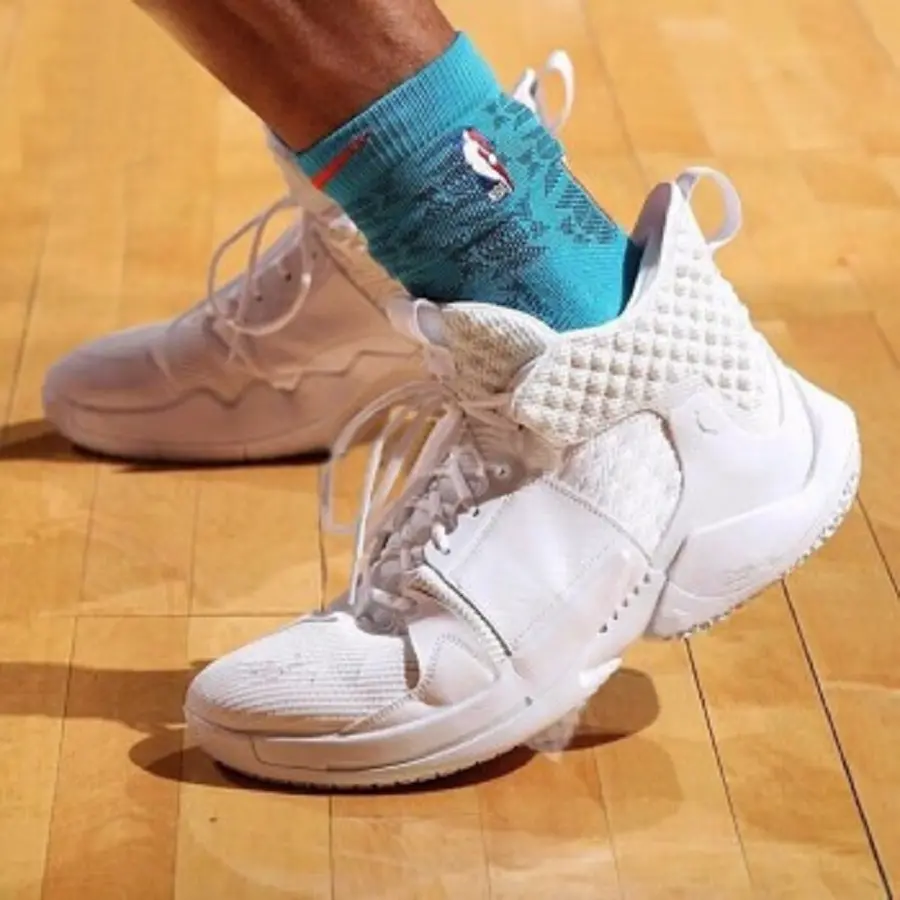 Alternative view of Giày Nike Jordan Why Not Zer0.2 ‘Triple White’ BV6352-101