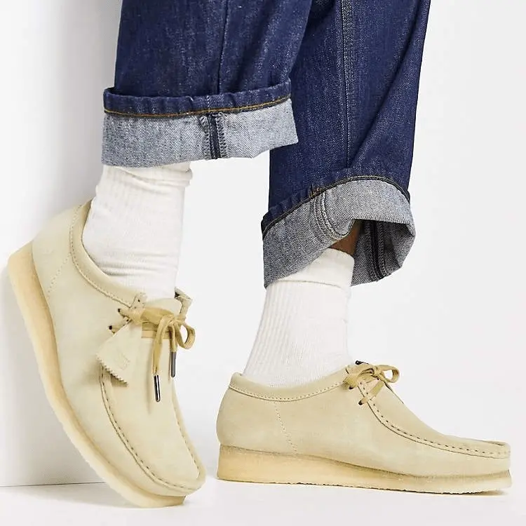 Alternative view of Giày Clarks Wallabee 'Maple Suede' 261-55545