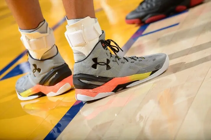 Alternative view of Giày Under Armour Curry 2 'Grey' 3026052-100