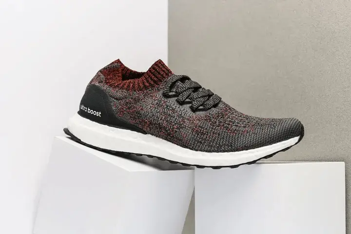 Alternative view of Giày Adidas UltraBoost Uncaged 'Carbon' DA9163