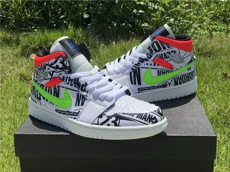 Giày Nike Air Jordan 1 Mid 'Over-Print Logos' 554724-119 - Ảnh 4