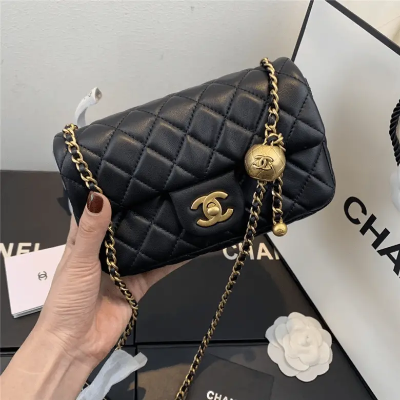 Alternative view of Túi Chanel Wmns Flap Bag Lambskin 'Black Leather' AS1787-B02916-94305