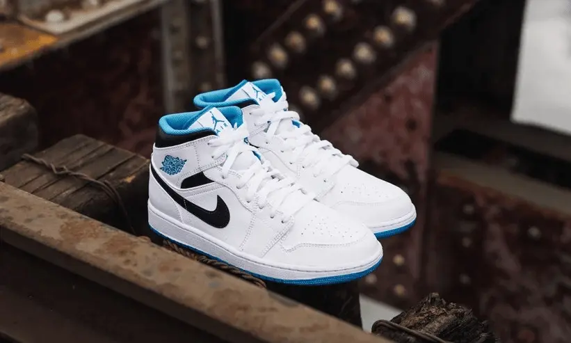 Alternative view of Giày Nike Air Jordan 1 Mid 'Laser Blue' 554724-141