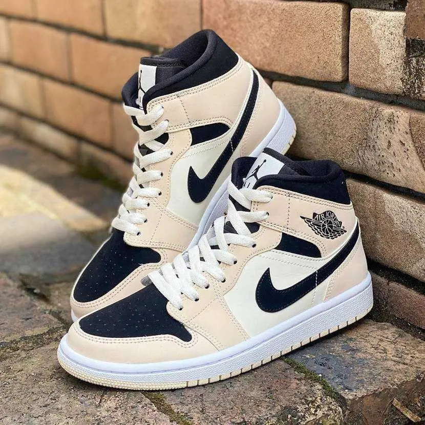 Alternative view of Giày Nike Air Jordan 1 Mid Barely Orange (W) BQ6472-800