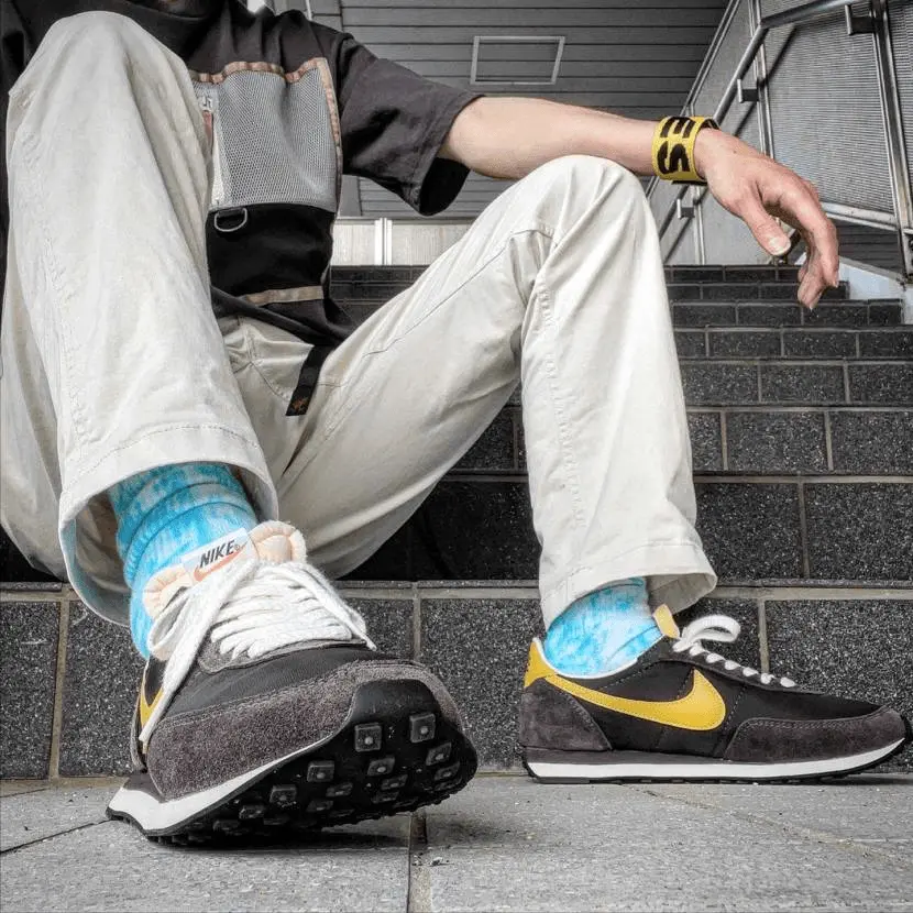 Alternative view of Giày Nike Waffle Trainer 2 'Velvet Brown' DB3004-200