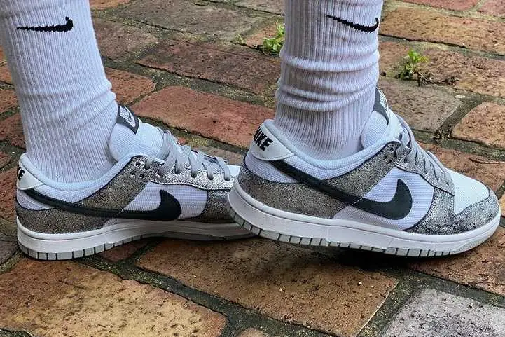 Giày Nike Dunk Low 'Shimmer' DO5882-001 - Ảnh 7