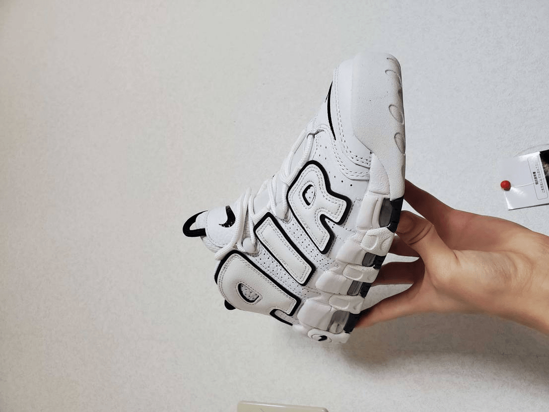 Giày Nike Air More Uptempo 'White Black' DO6718-100 - Ảnh 6