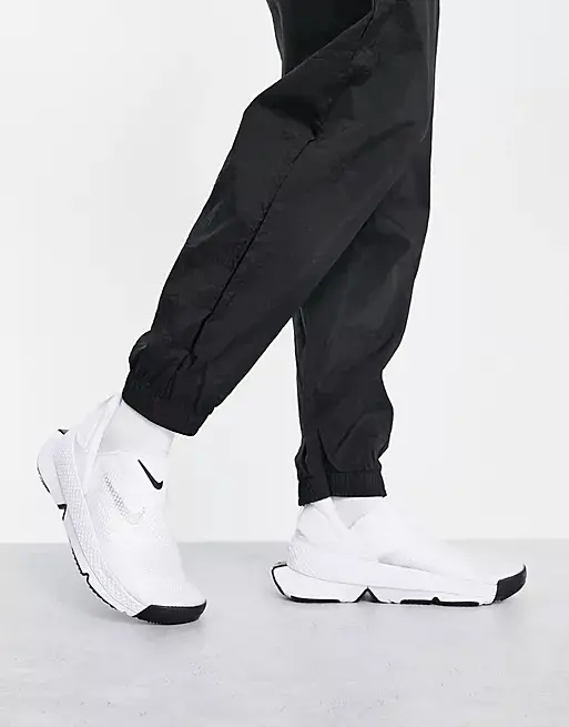 Alternative view of Giày Nike Go FlyEase 'Light Bone' DR5540-101