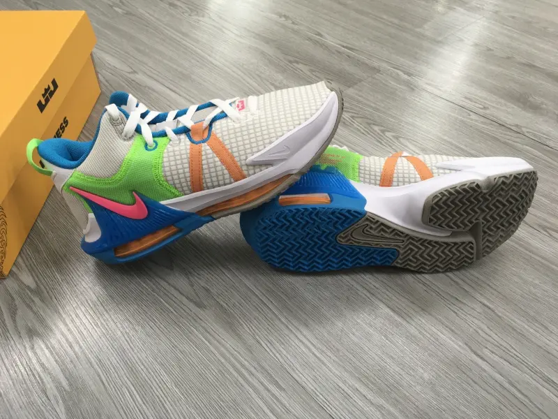 Giày Nike LeBron Witness 7 ‘Grey Fog’ DM1122-003 - Ảnh 3