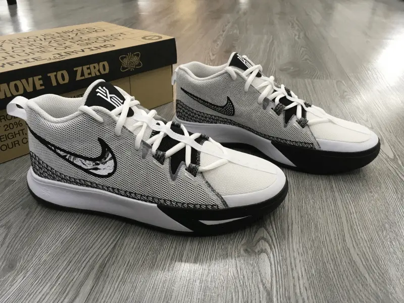 Giày Nike Kyrie Flytrap 6 'White Black' DQ8094-101 - Ảnh 4