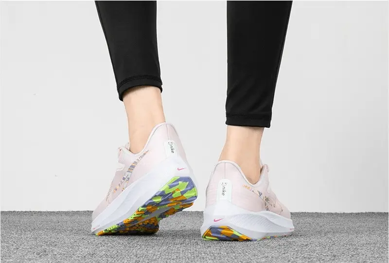 Alternative view of Giày Nike Air Zoom Pegasus 39 'Light Soft Pink' DO9483-600