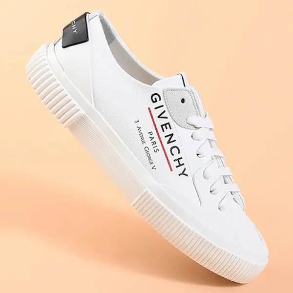 Alternative view of Giày Givenchy Tennis Light Sneaker BE000PE0PF-100