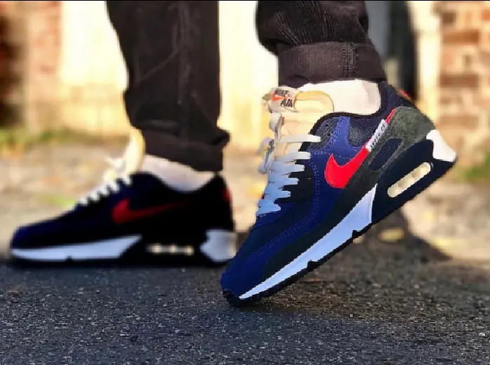 Alternative view of Giày Nike Air Max 90 SE 'Running Club Deep Royal' DC9336-400