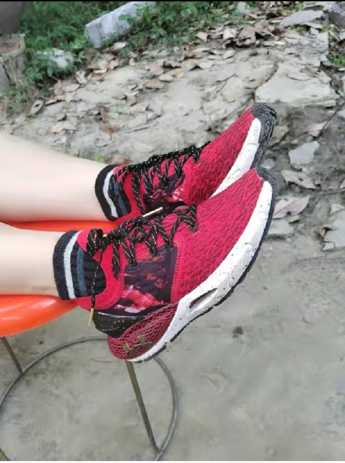 Giày Under Armour HOVR Phantom 'Chinese New Year' 3024836-600 - Ảnh 2