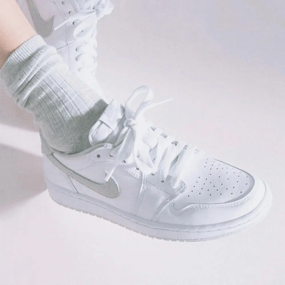 Giày Nike Wmns Air Jordan 1 Retro Low OG 'Neutral Grey' 2021 CZ0775-100 - Ảnh 5