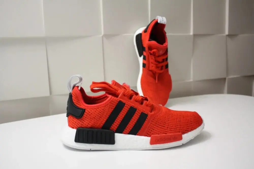 Alternative view of Giày Adidas NMD_R1 'Core Red' BB2885