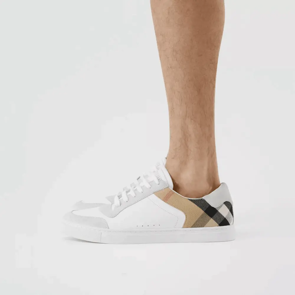Alternative view of Giày Burberry Leather, Suede and House Check Optic White 80241251
