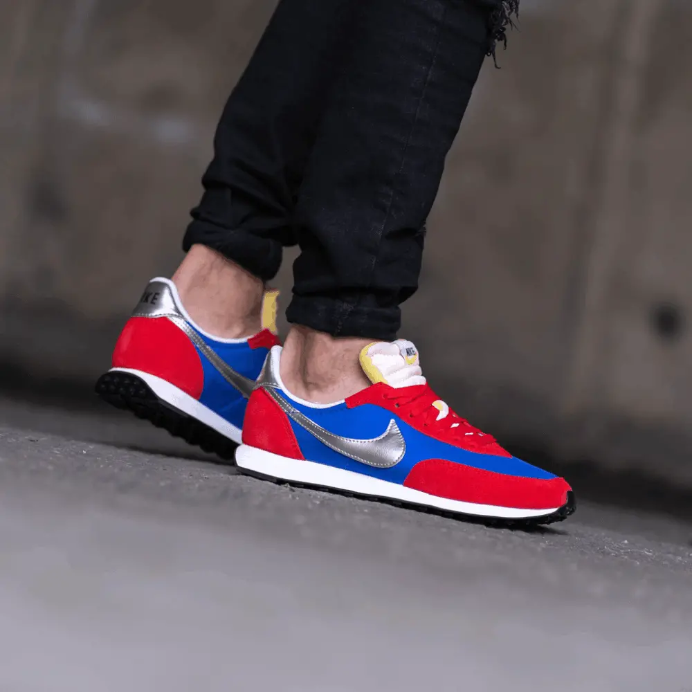 Alternative view of Giày Nike Waffle Trainer 2 SP 'University Red' DC2646-400