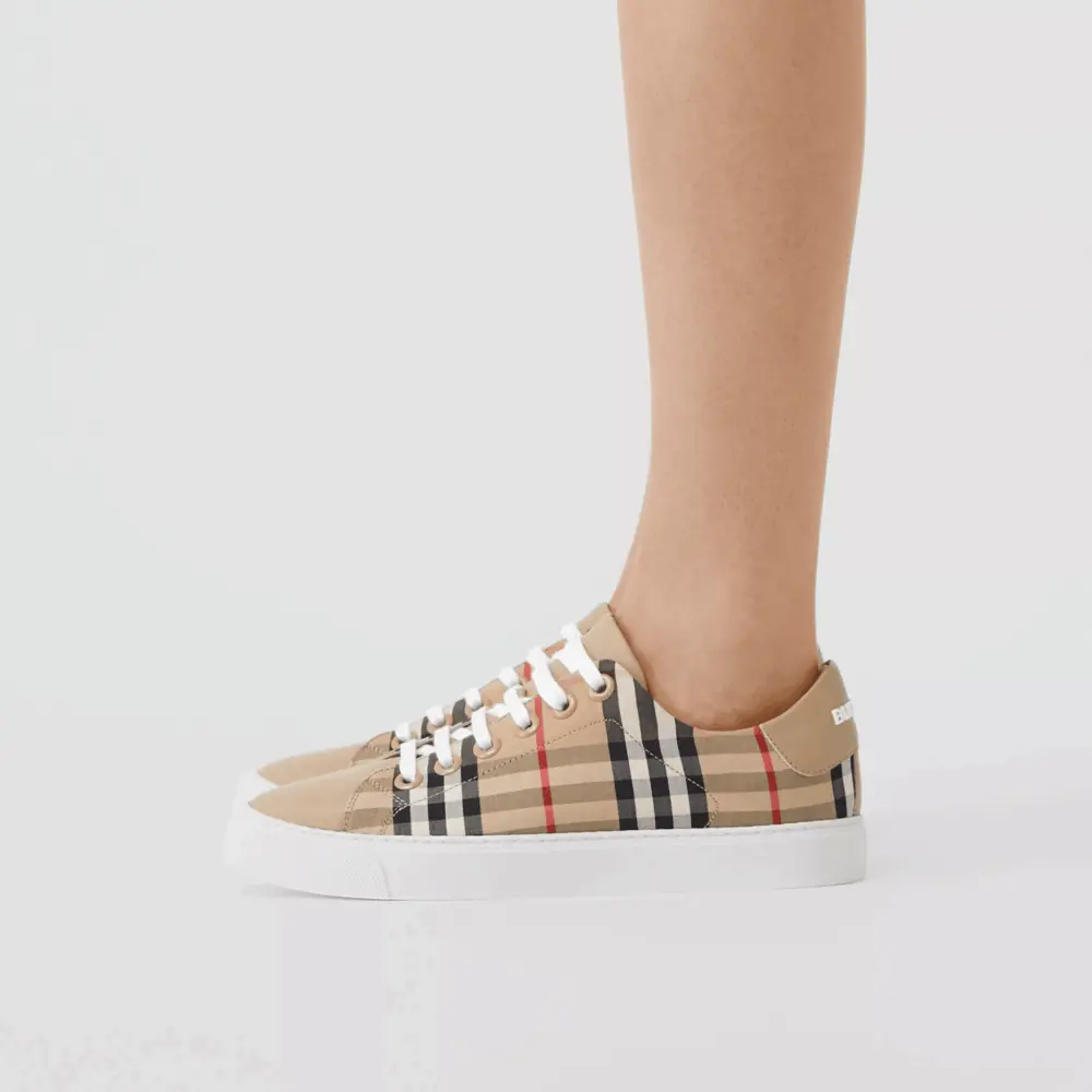 Alternative view of Giày Burberry Vintage Check Leather Beige 80388661