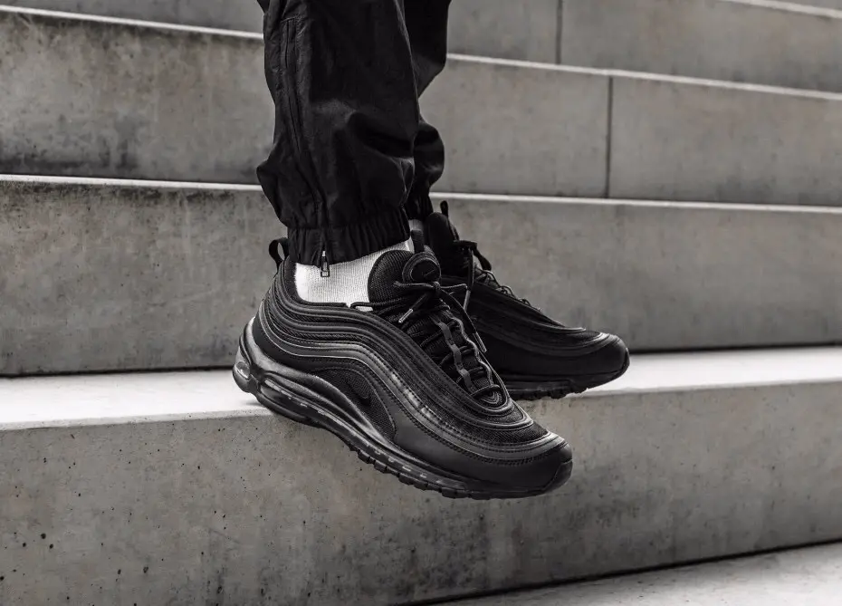 Giày Nike Air Max 97 'Triple Black' BQ4567-001 - Ảnh 4