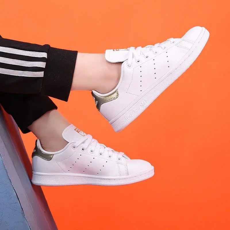 Alternative view of Giày Adidas Stan Smith 'Metallic Heel' EE8836