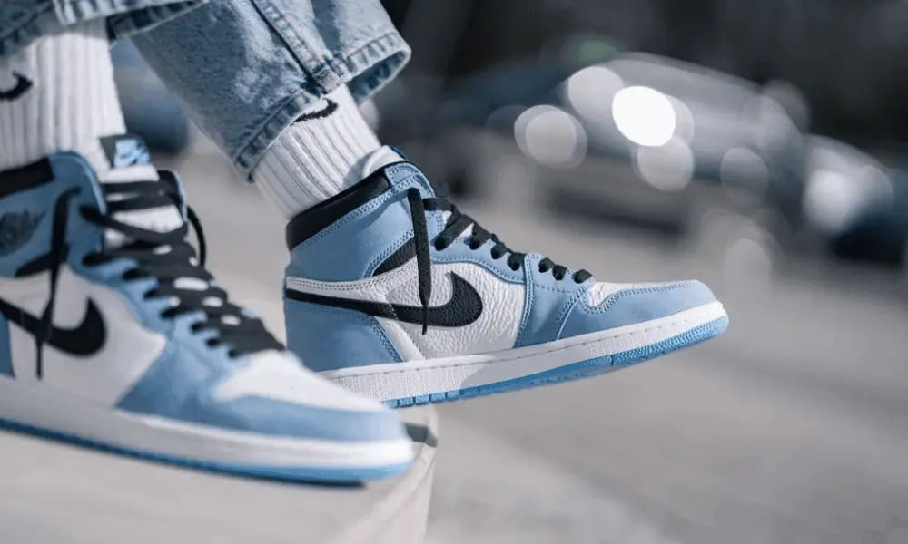 Giày Nike Air Jordan 1 Retro High OG 'University Blue' 555088-134 - Ảnh 5
