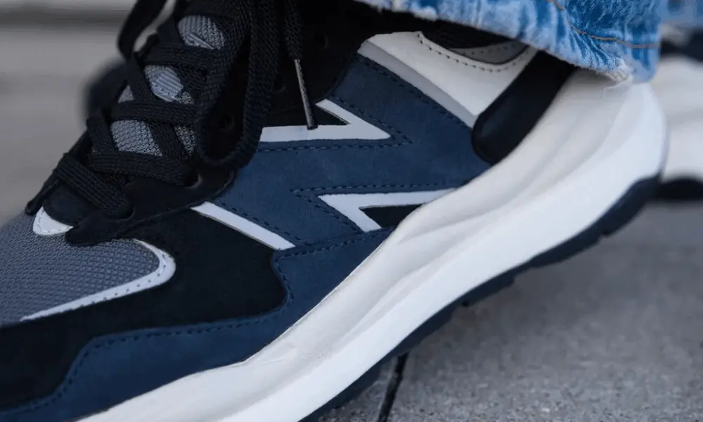 Alternative view of Giày New Balance Wmns 574 'Navy' W5740LB