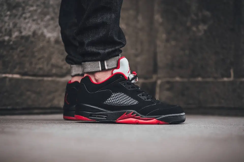 Alternative view of Giày Nike Air Jordan 5 Retro Low 'Alternate 90' 819171-001